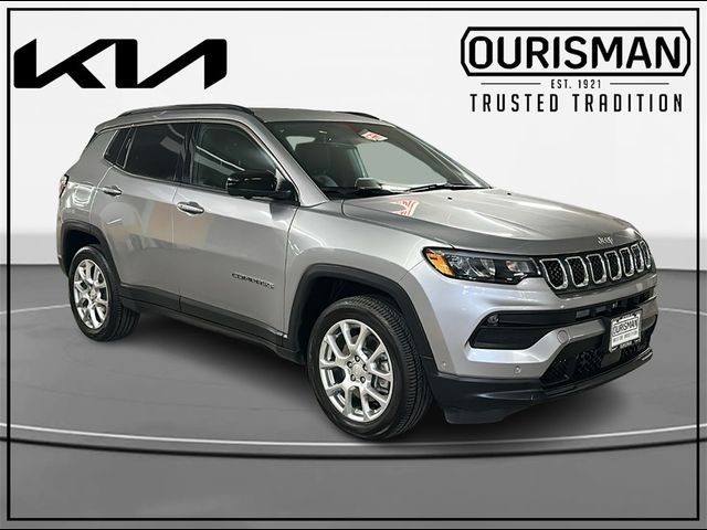 2023 Jeep Compass Latitude Lux