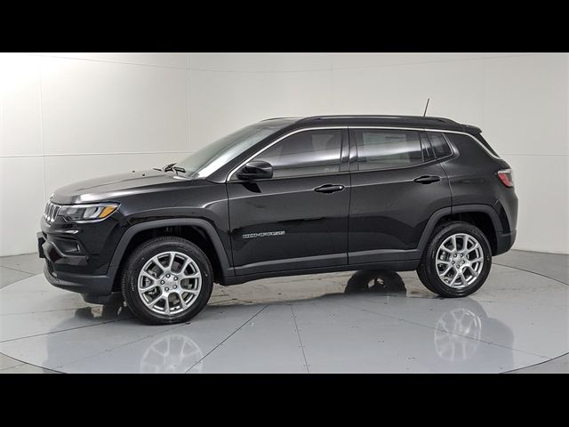 2023 Jeep Compass Latitude Lux