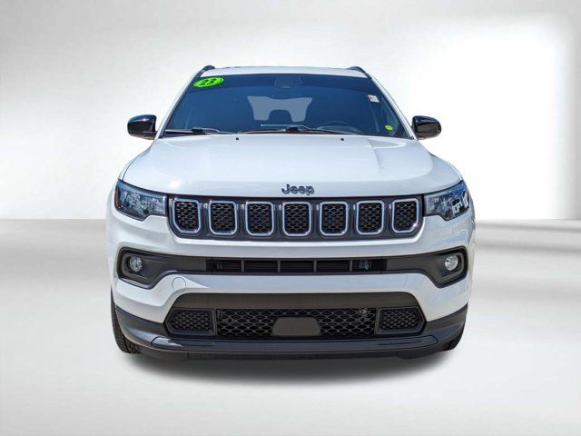 2023 Jeep Compass Latitude Lux