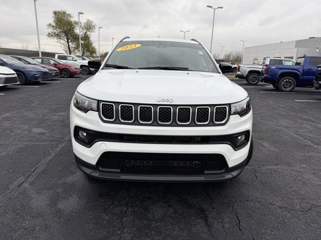 2023 Jeep Compass Latitude Lux