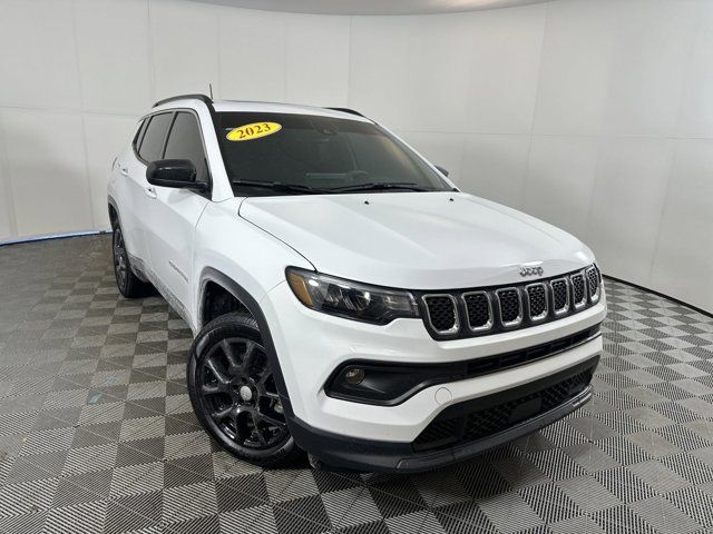 2023 Jeep Compass Latitude Lux