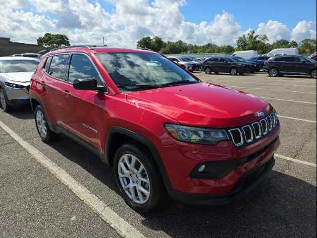 2023 Jeep Compass Latitude Lux