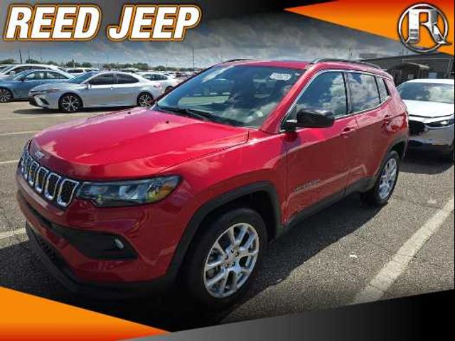 2023 Jeep Compass Latitude Lux