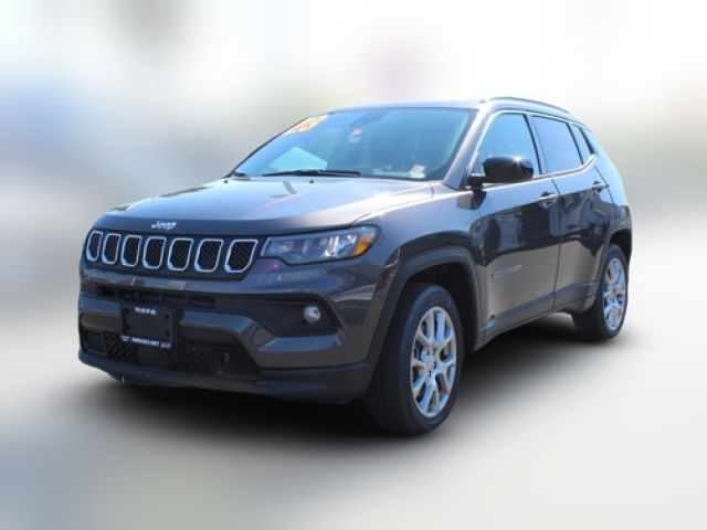 2023 Jeep Compass Latitude Lux