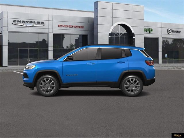 2023 Jeep Compass Latitude Lux