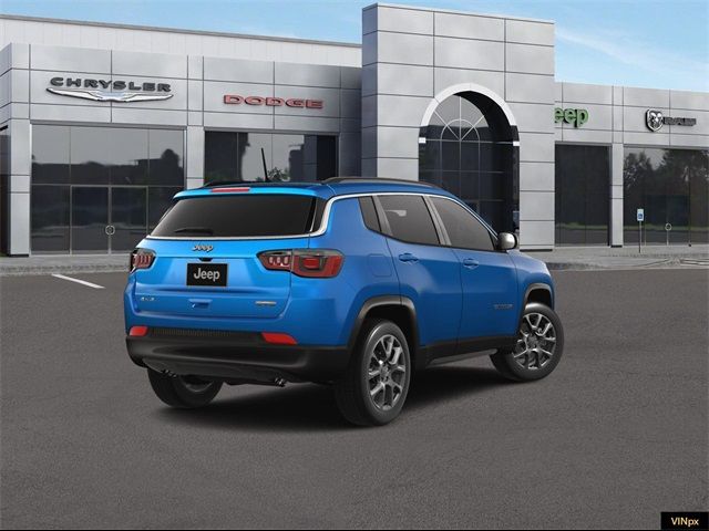 2023 Jeep Compass Latitude Lux