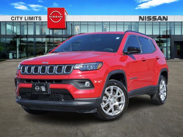 2023 Jeep Compass Latitude Lux