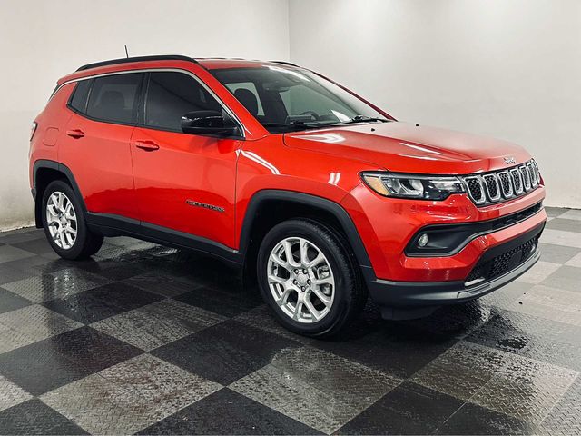 2023 Jeep Compass Latitude Lux