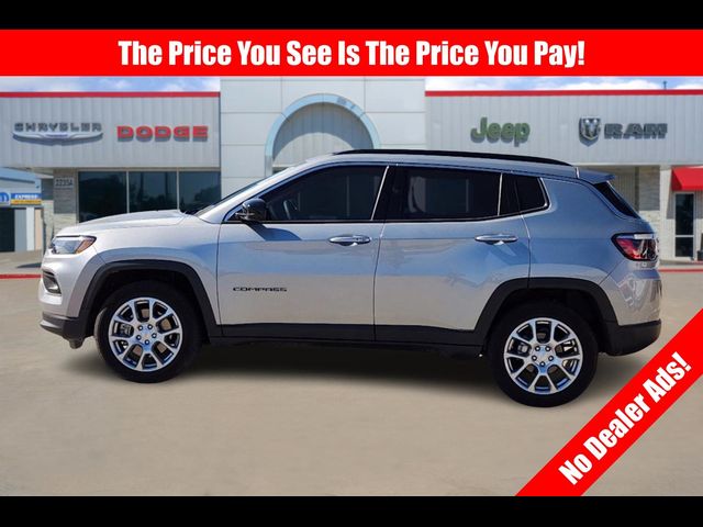 2023 Jeep Compass Latitude Lux