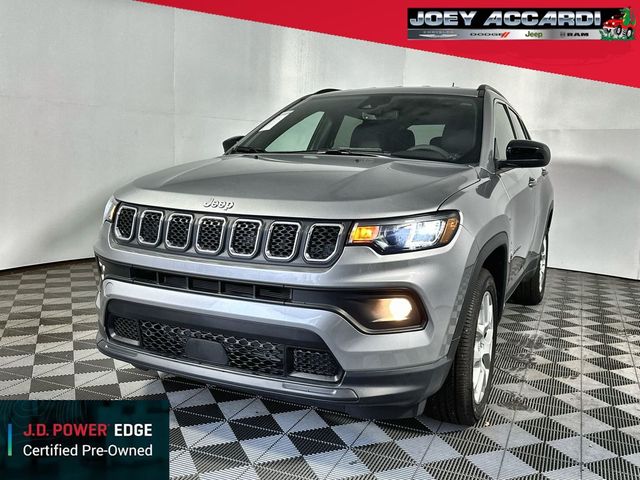 2023 Jeep Compass Latitude Lux