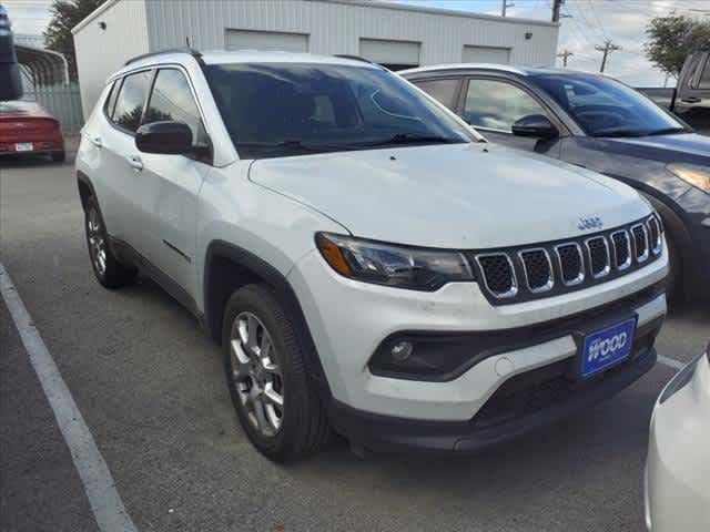 2023 Jeep Compass Latitude Lux