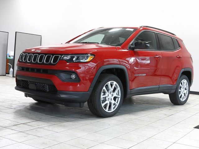 2023 Jeep Compass Latitude Lux