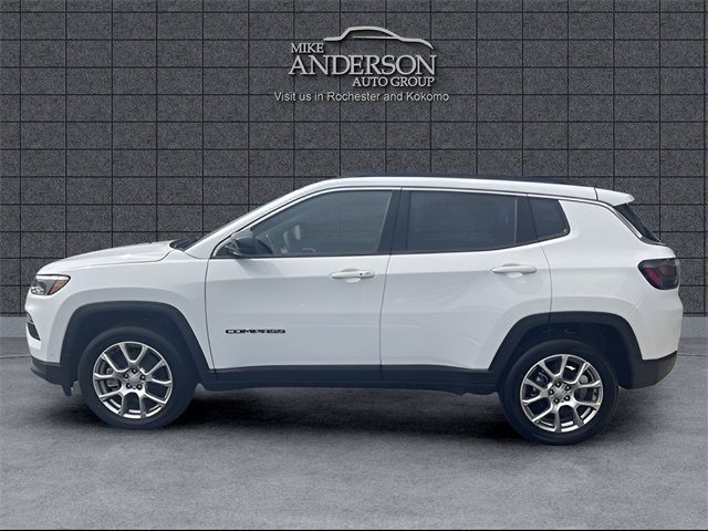 2023 Jeep Compass Latitude Lux