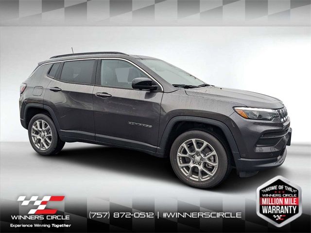 2023 Jeep Compass Latitude Lux