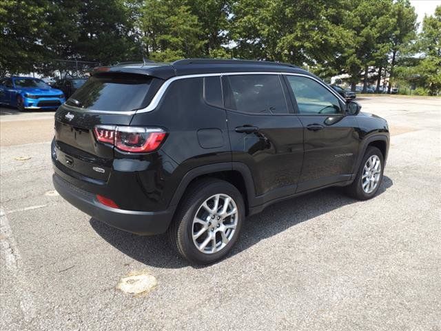 2023 Jeep Compass Latitude Lux