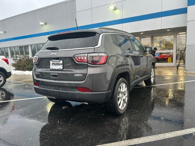 2023 Jeep Compass Latitude Lux