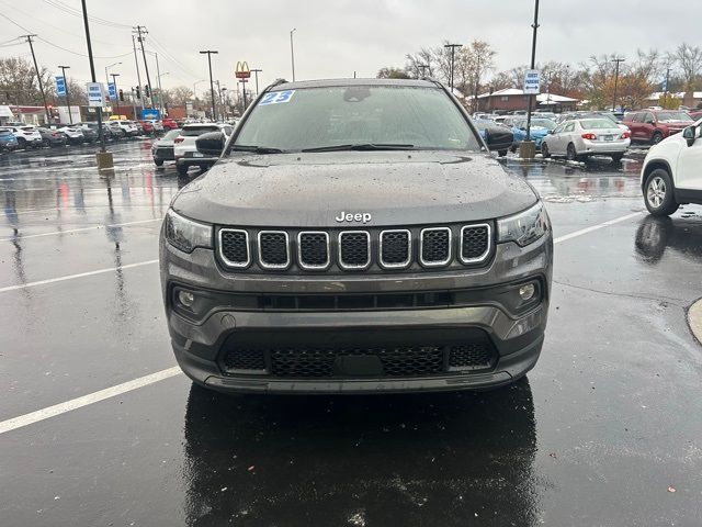 2023 Jeep Compass Latitude Lux