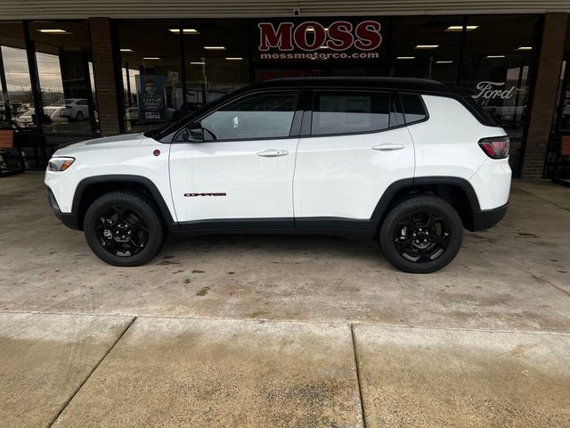 2023 Jeep Compass Trailhawk