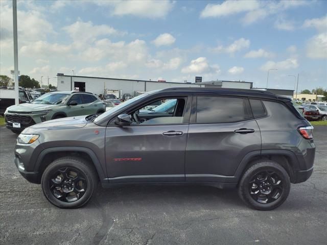 2023 Jeep Compass Trailhawk