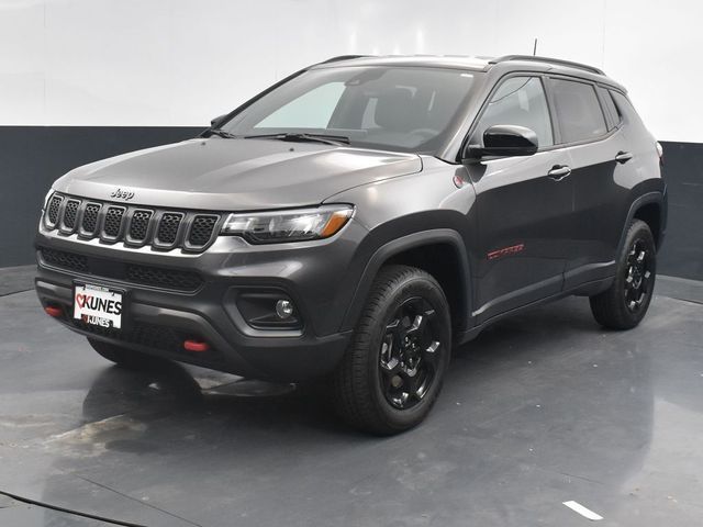 2023 Jeep Compass Trailhawk