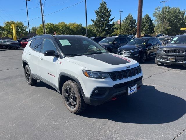 2023 Jeep Compass Trailhawk