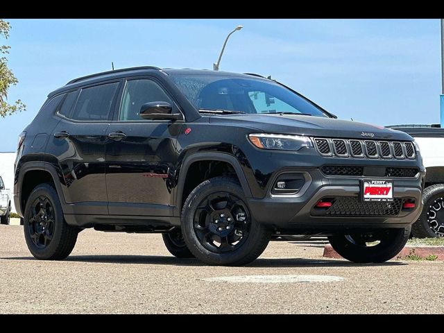 2023 Jeep Compass Trailhawk