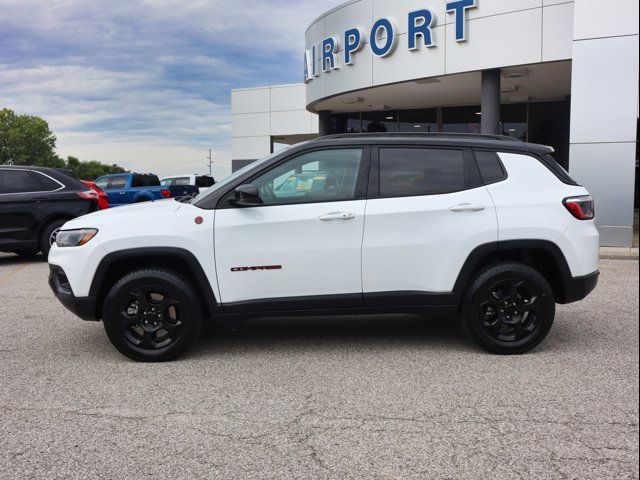 2023 Jeep Compass Trailhawk