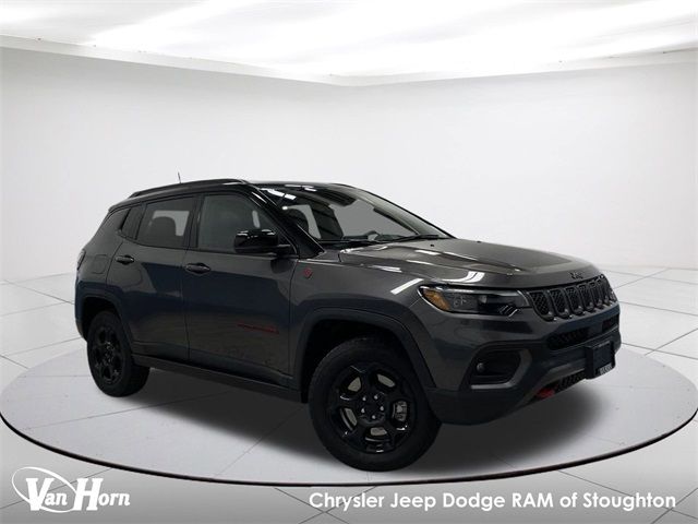 2023 Jeep Compass Trailhawk