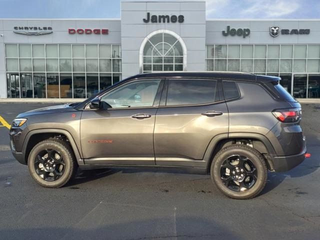 2023 Jeep Compass Trailhawk