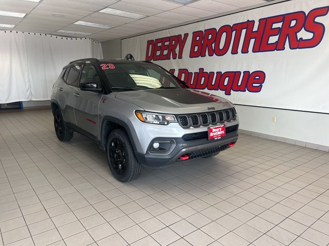 2023 Jeep Compass Trailhawk