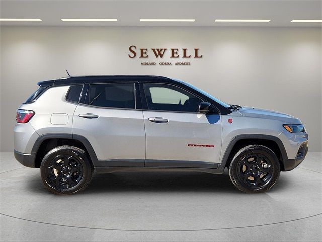 2023 Jeep Compass Trailhawk