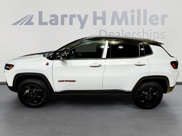 2023 Jeep Compass Trailhawk