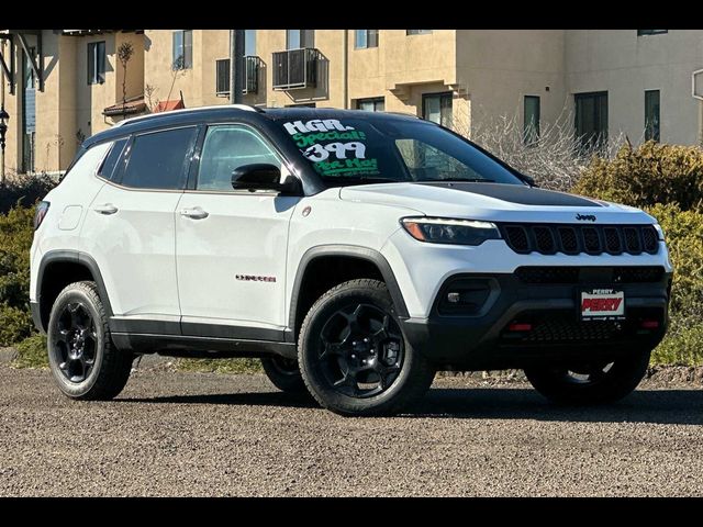 2023 Jeep Compass Trailhawk