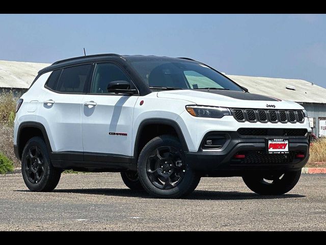 2023 Jeep Compass Trailhawk