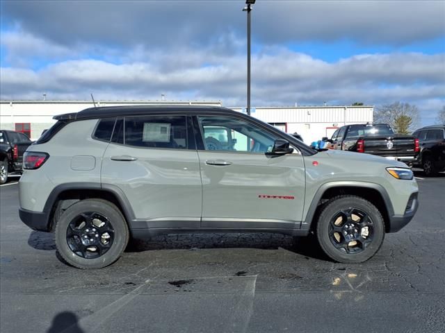 2023 Jeep Compass Trailhawk