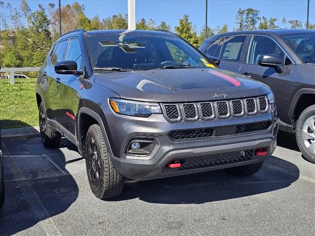 2023 Jeep Compass Trailhawk