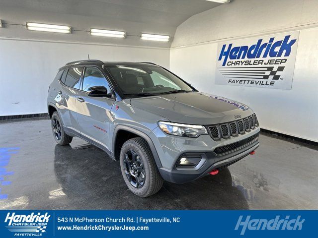 2023 Jeep Compass Trailhawk