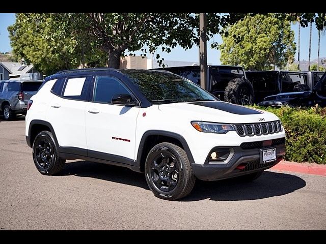 2023 Jeep Compass Trailhawk