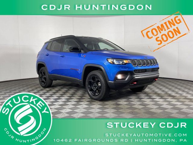 2023 Jeep Compass Trailhawk