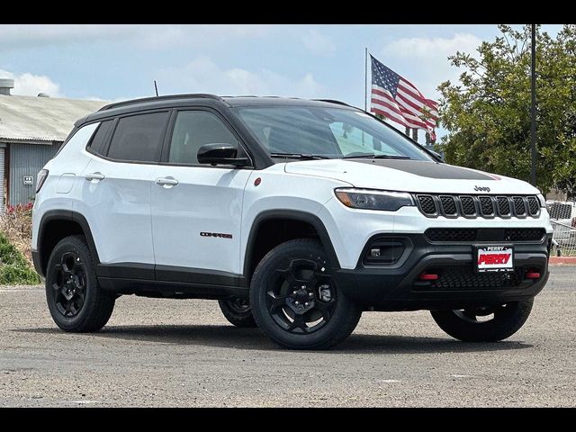 2023 Jeep Compass Trailhawk