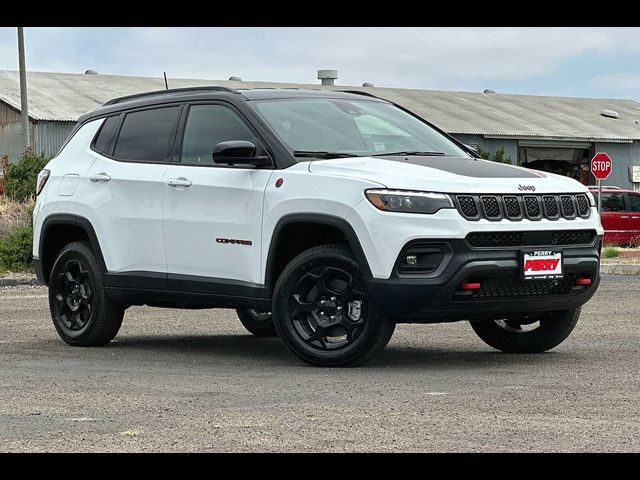 2023 Jeep Compass Trailhawk