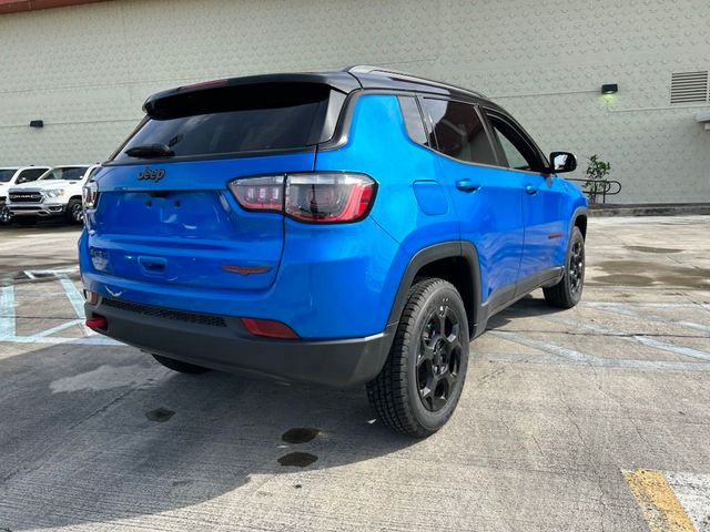 2023 Jeep Compass Trailhawk