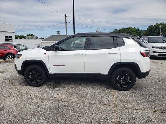 Used 2023 Jeep Compass Trailhawk For Sale in Willoughby, OH Used 2023 Jeep Compass Trailhawk For Sale in Willoughby, OH