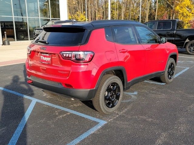 2023 Jeep Compass Trailhawk