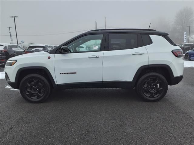 2023 Jeep Compass Trailhawk