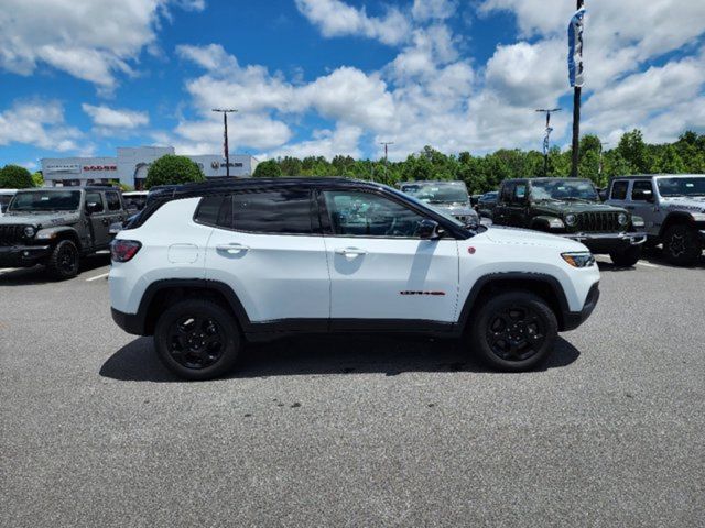 2023 Jeep Compass Trailhawk