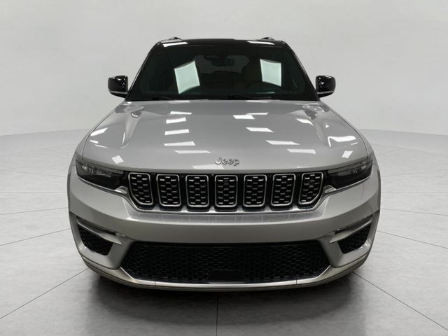 2023 Jeep Grand Cherokee Summit