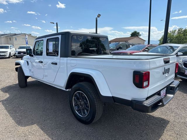 2023 Jeep Gladiator Overland