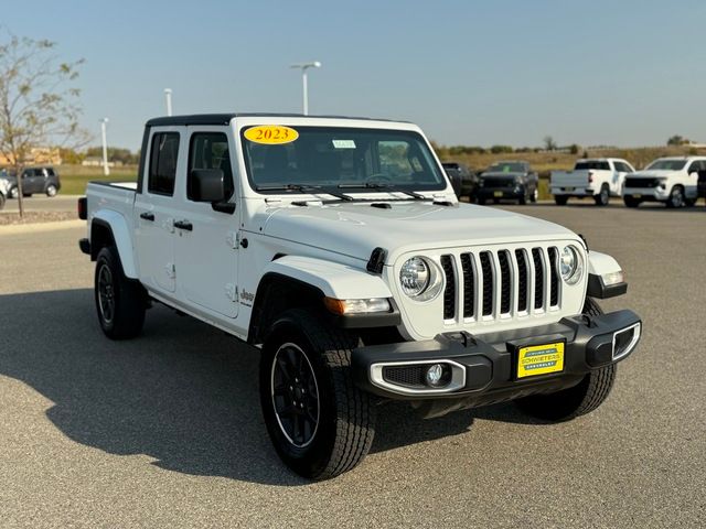 2023 Jeep Gladiator Overland