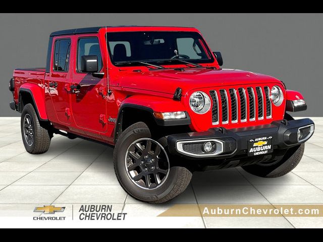 2023 Jeep Gladiator Overland